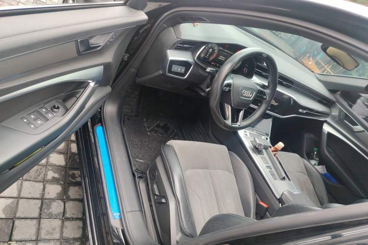 Used Audi A6L 2022 40 TFSI Luxury Dynamic Model Driver Seat