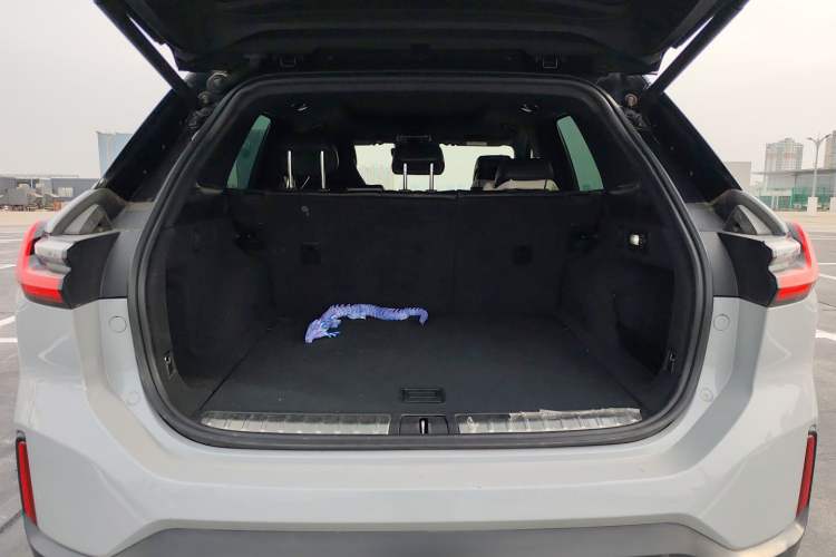 Used Nio ES6 2022 75 kWh Sport Edition Trunk