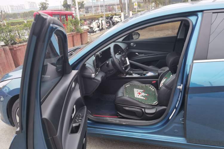 Used Hyundai Elantra 2022 1.5L CVT GLX Elite Edition