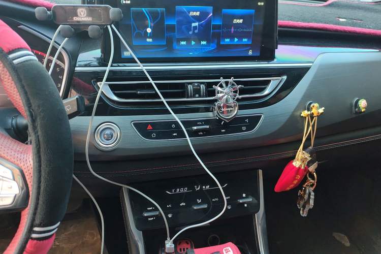 Used CHANGAN CS75 2021 Honor Million Edition 280T DCT Luxury Model
