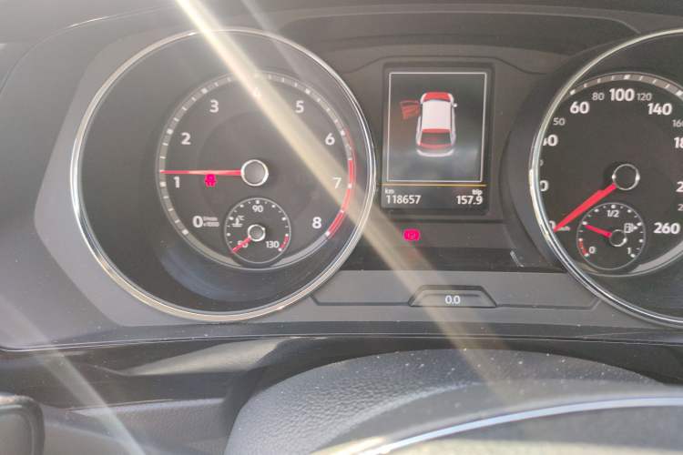 Used Volkswagen Tiguan L 2019 330TSI Automatic Two-Wheel Drive Smart Luxury Version China VI Standard
