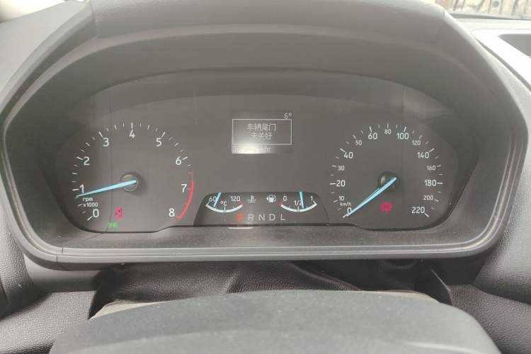 Used Ford EcoSport 2018 1.5L Automatic Platinum Wing Model
