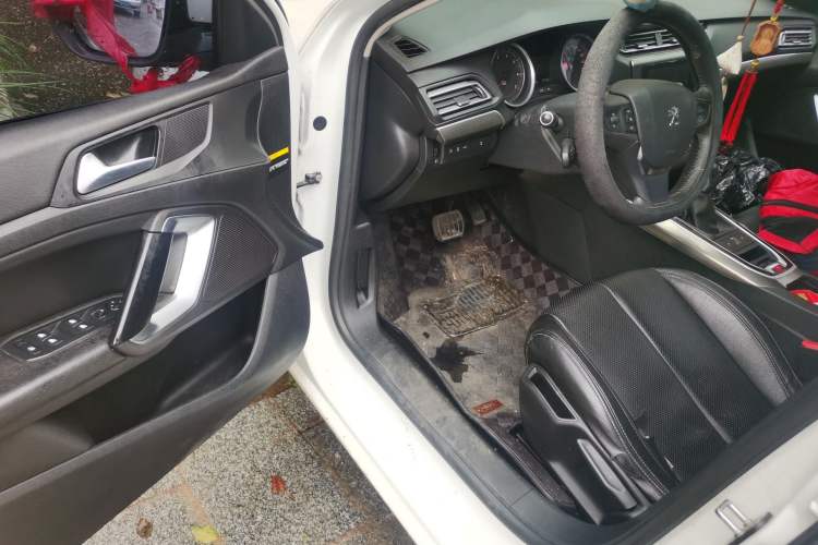 Used Peugeot 408 2014 1.8L Automatic Luxury Edition
