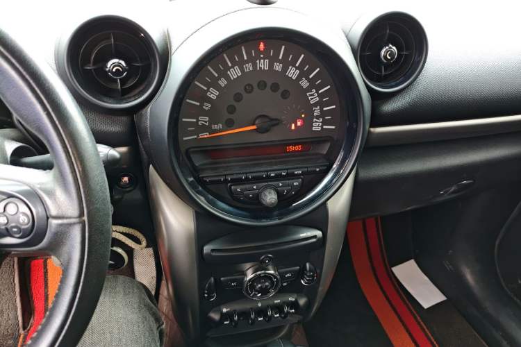 Used MINI Countryman 2014 1.6T COOPER ALL4 Fun Audio And AC Panel