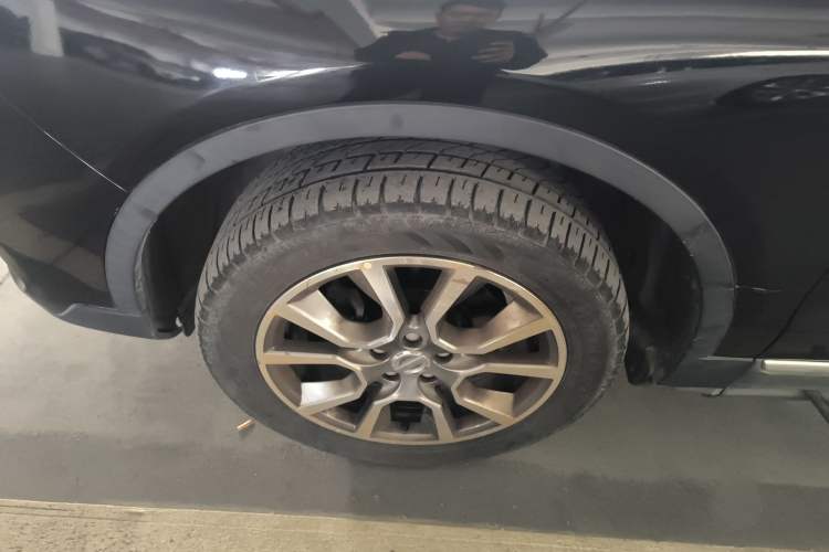 Used Haval H7 2018 Blue-Label H7 2.0T Automatic Enjoyment Model Left Front Wheel Hub