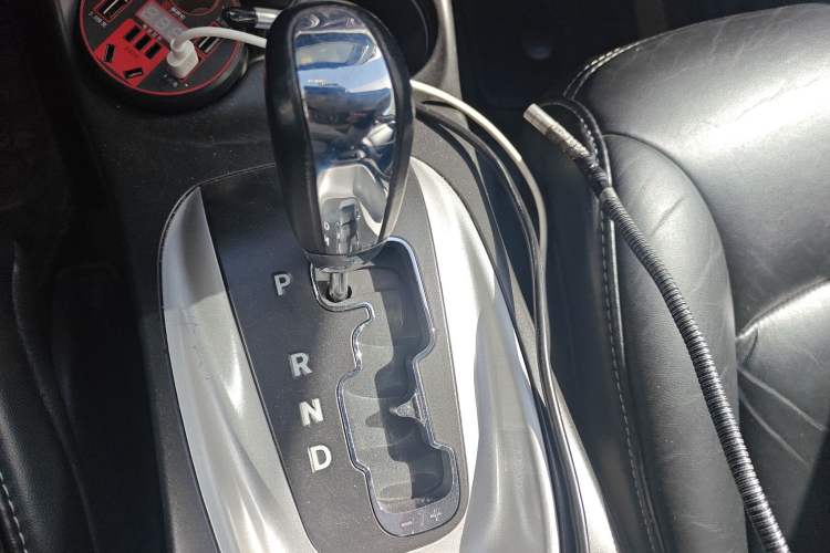 Used Dodge Journey 2013 2.4L Two-Wheel Drive Luxury Version