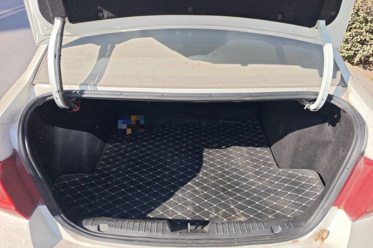 Used Chevrolet Cruze 2015 1.5L Classic SE MT
