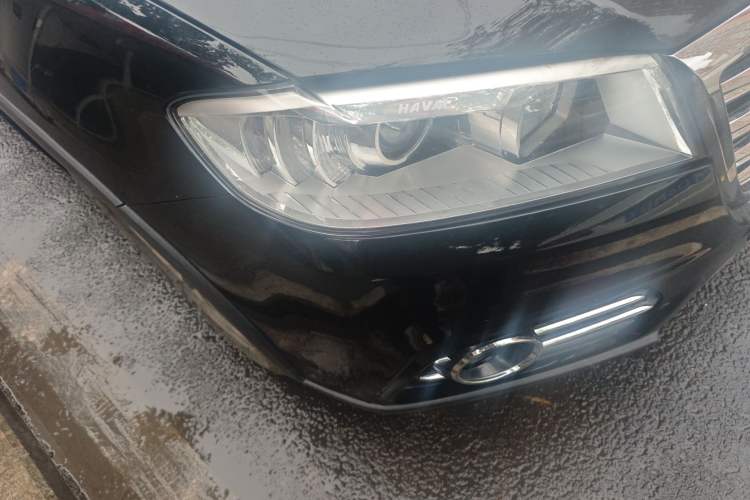 Used Haval H6 2019 Sport Edition 1.5T Manual Two-Wheel Drive Elite Model China VI Standard Right Front Headlight