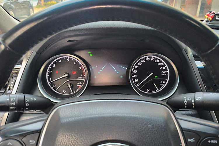 Used Toyota Camry 2018 2.5G Luxury Edition Instrument Cluster