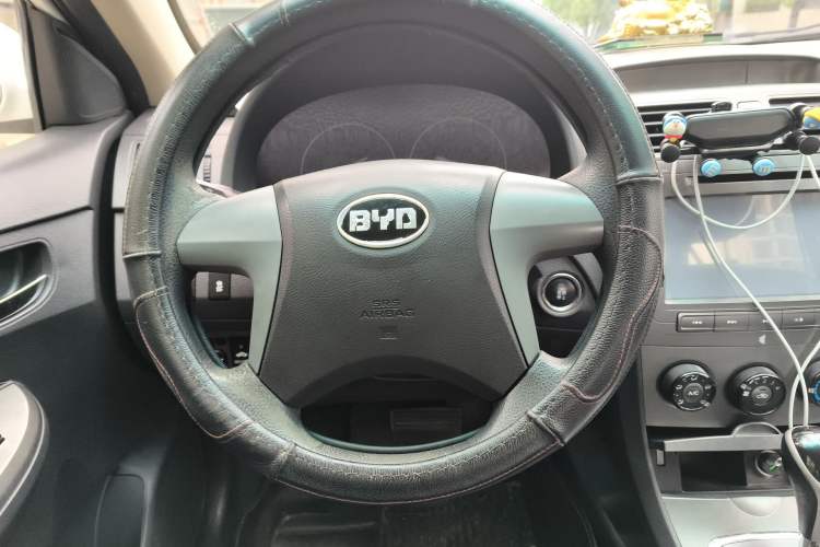 Used BYD L3 2013 1.5L Automatic Comfort Edition Steering Wheel
