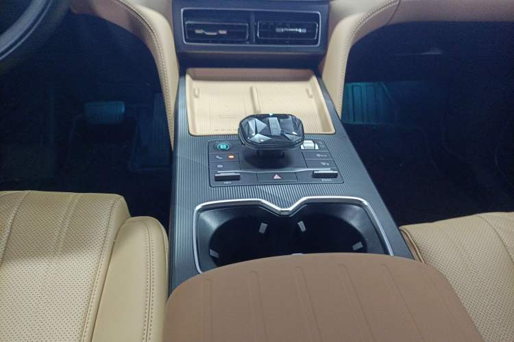 Used BYD Song L DM-i 2024 160km Beyond Edition Gear Lever