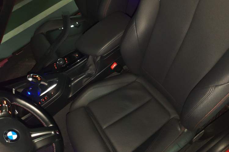 Used BMW 2 Series 2019 225i Convertible Coupe Sports Design Package