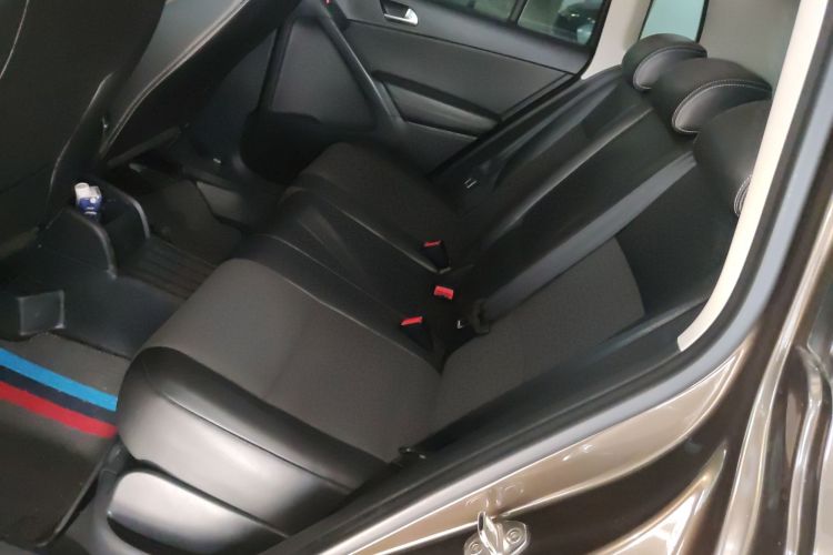 Used Volkswagen Tiguan L 2016 300TSI Automatic Two-Wheel Drive Trend Edition
