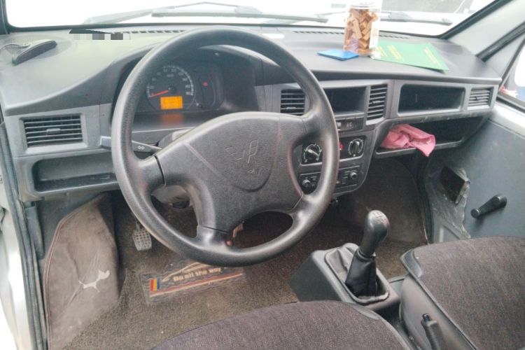 Used Wuling Zhiguang 2020 1.2L Van Utility Model China VI Emission Standard 2 Seats LSI
