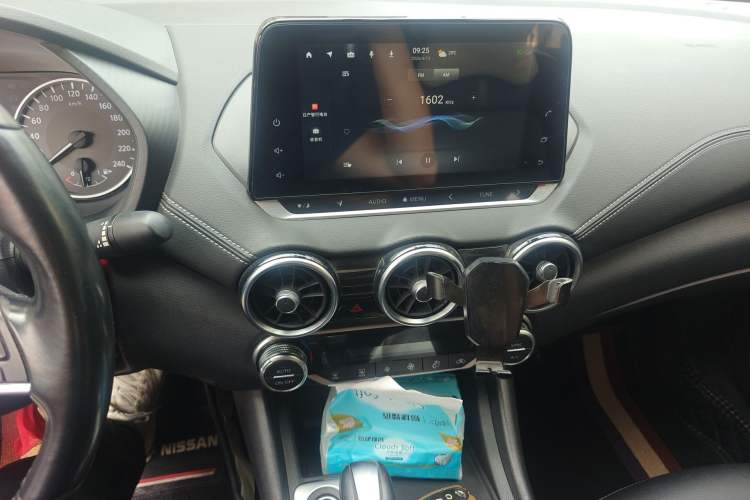 Used Nissan Sylphy 2020 Revised 1.6L XL CVT Enjoyment Edition Audio And AC Panel