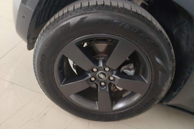 Used Land Rover Defender 2022 90 2.0T P300 Tiger-Power Ambition Edition