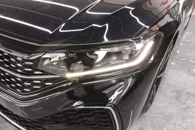 Used Volkswagen Passat 2023 Revised 330TSI Starry Elite Edition