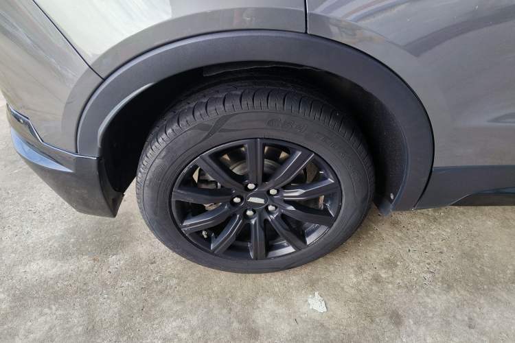 Used Cadillac XT4 2018 28T Two-Wheel Drive Leading Version
