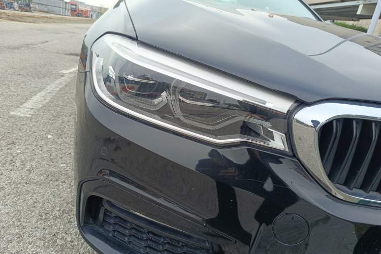 Used BMW 5 Series (Import) 2018 530i M Sport Package