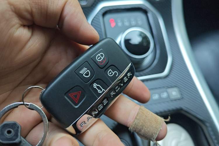 Used Land Rover Range Evoque 2014 2.0T 5-Door Luxury Edition