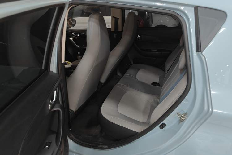 Used CHANGAN OSHAN Benni E-Star 2022 Qingxin Edition Colorful Model Lithium Iron Phosphate Left Rear Seat