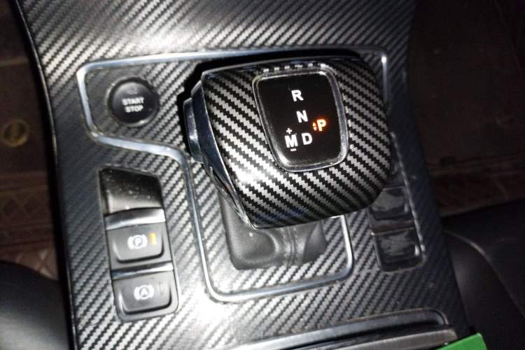 Used Hongqi H5 2022 Classic Model Facelift 1.5T DCT Qiyun Edition
