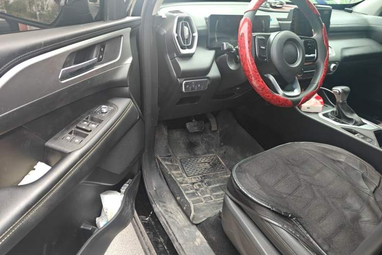 Used Great Wall King Kong Poer 2023 2.0T Automatic Gasoline 4x4 Elite Trim Standard Box GW4C20C Driver Seat