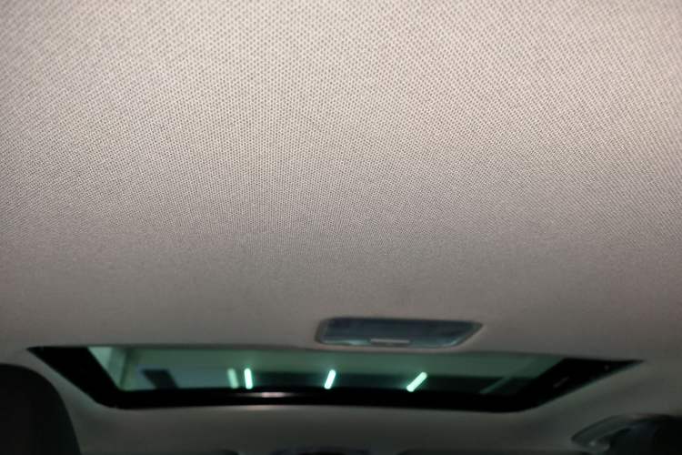 Used Hyundai Elantra 2023 1.5L CVT GLX Elite Edition Headliner