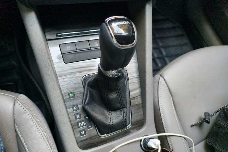 Used Skoda Octavia 2015 1.6L Automatic Yijie Edition