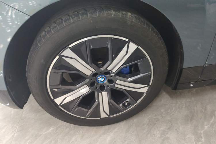 Used BMW iX 2022 xDrive40