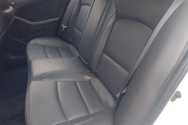 Used Kia K5 2014 2.0L Automatic GLS