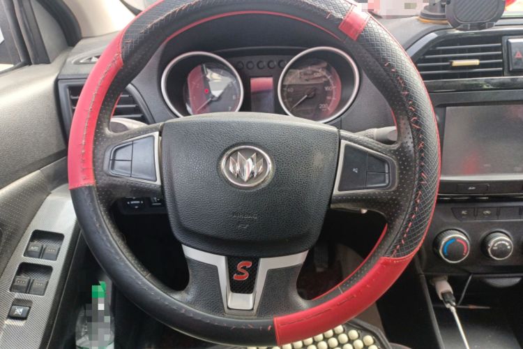 Used Nlmmotor Qiteng V60 2017 1.5L Luxury Model