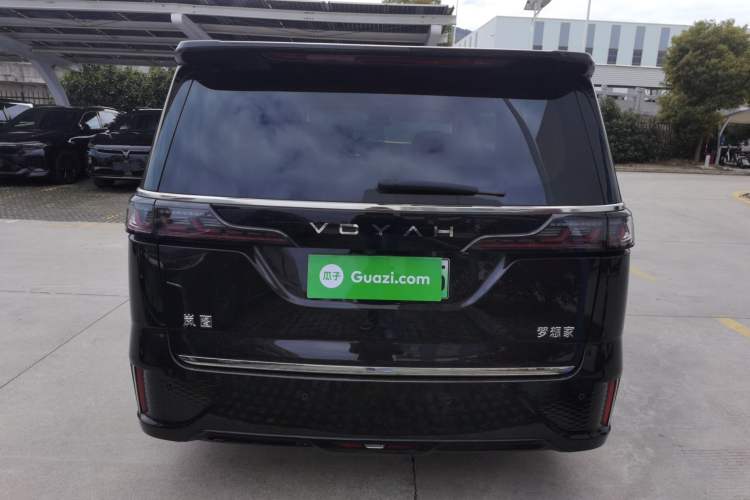 Used VOYAH Dream 2025 PHEV Four-Wheel-Drive Flagship Kunpeng Edition
