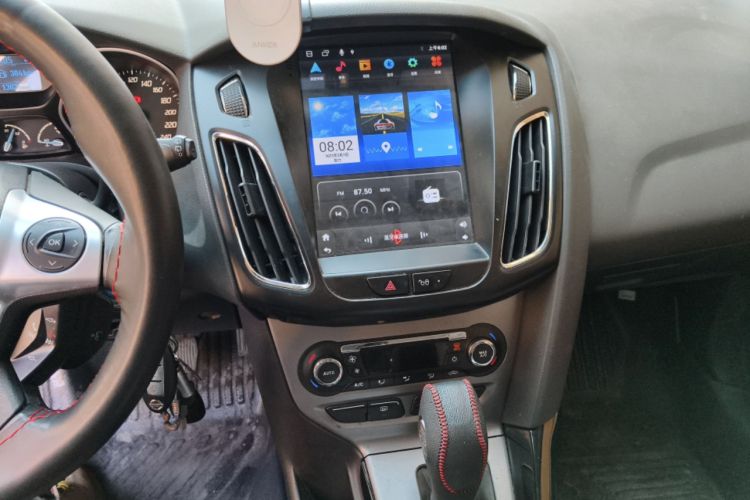 Used Ford Focus 2012 Hatchback 1.6L Automatic Fashion Edition