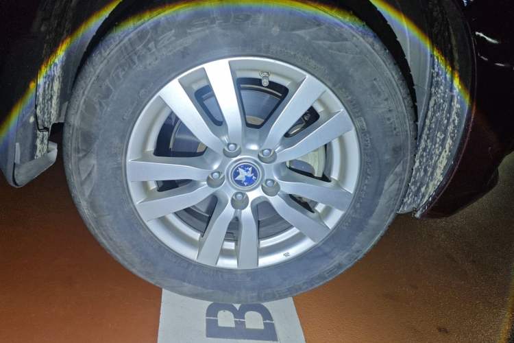 Used Venucia T70 2015 2.0L CVT Smart Choice Edition