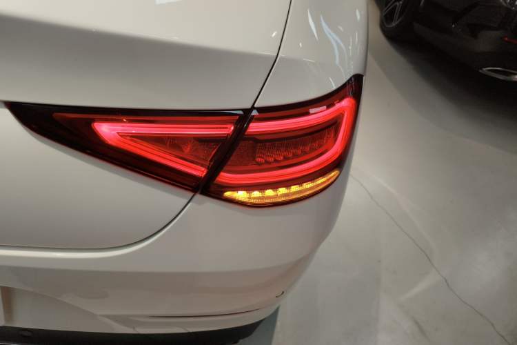 Used Mercedes-Benz CLS 2023 Refreshed CLS 300 Dynamic Edition