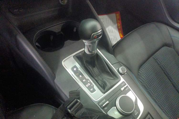 Used Audi A3 2020 Limousine 35 TFSI Fashion Edition China VI Emission Standard