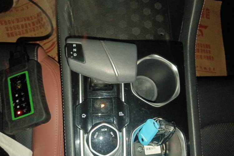 Used CHANGAN Eado 2023 Changan Edition PLUS Blue Whale NE 1.4T GDI DCT Prestige Version Gear Lever