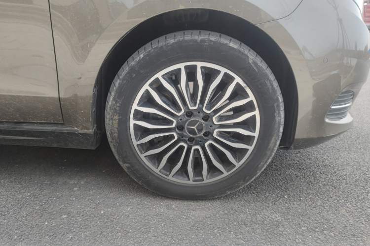 Used Mercedes-Benz V-Class 2017 V 260 L Prestige Extended Edition
