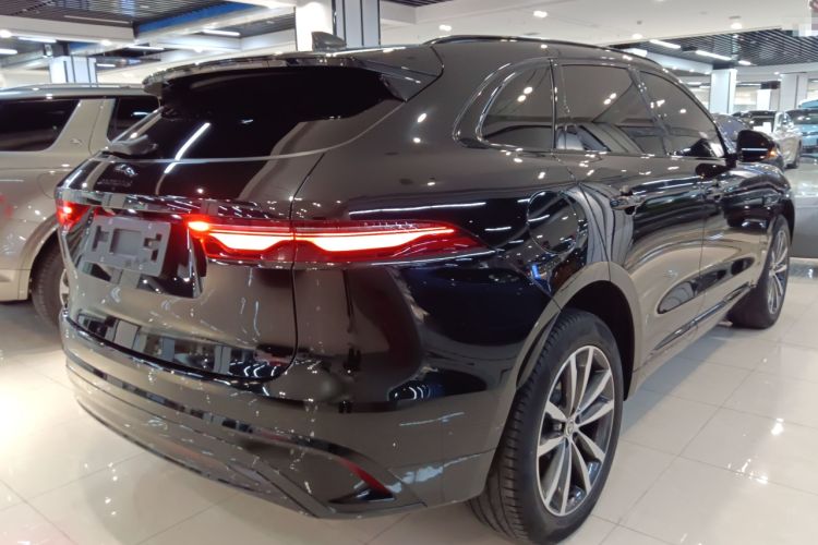 Used Jaguar F-PACE 2024 P250 R-Dynamic SE
