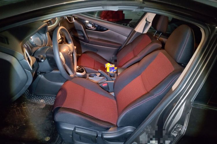 Used Nissan Qashqai 2016 2.0L CVT Elite Edition Left Front Seat