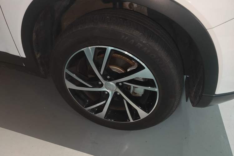 Used Bestune X40 2019 1.6L Automatic Luxury Edition China VI Right Front Wheel Hub