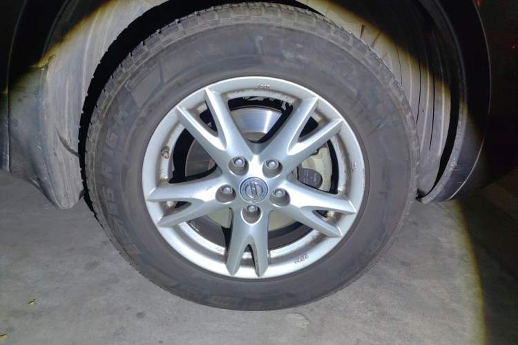 Used Nissan Qashqai 2010 20X LE CVT 2WD Right Front Wheel Hub