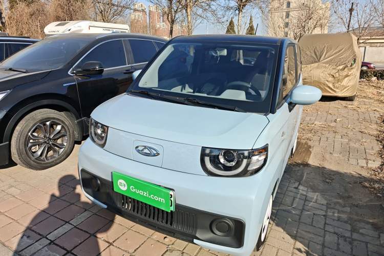 Used Chery QQ Ice Cream 2022 170km Sundae Phosphate Lithium-Ion