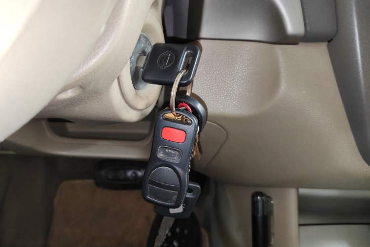 Used Nissan Sylphy 2012 Classic 1.6XE Automatic Comfort Edition Vehicle Key