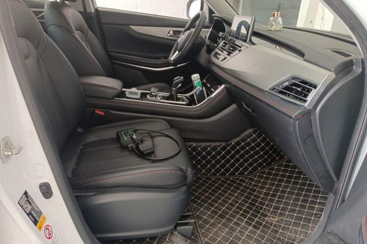 Used CHANGAN CS75 2020 280T Manual Elite Version China VI Right Front Seat