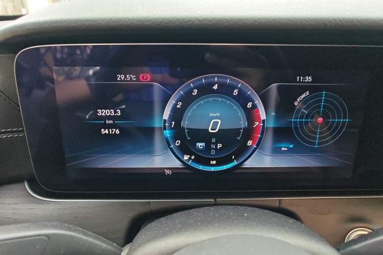 Used Mercedes-Benz E-Class 2020 E 300 L Sport Luxury Edition Odometer Close Up