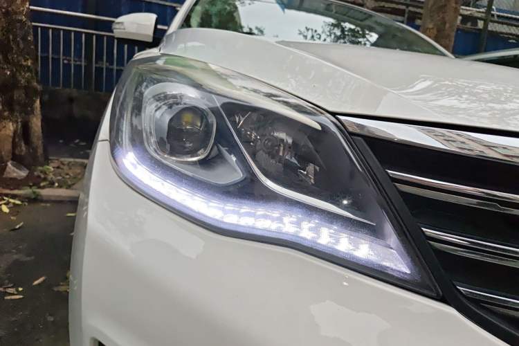 Used Dongfeng Aeolus A60 2016 1.6L Automatic Luxury Model
