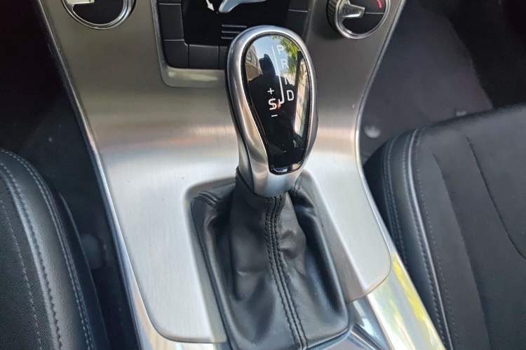 Used Volvo S60 2015 S60L 2.0T Smart Drive Edition