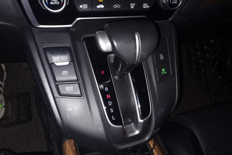 Used Honda CR-V 2017 240TURBO CVT Front-Wheel Drive Fashion Edition
